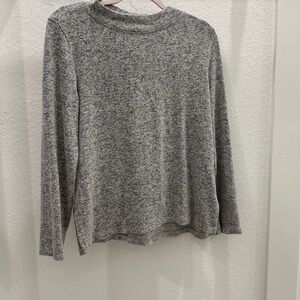 H&M Heathered Gray Knit Top